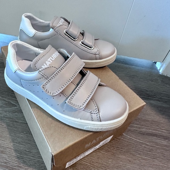 New kids Naturino sneakers  29 size  boy